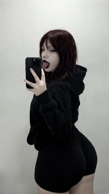 Full leaked Teeenlola/ private onlyfans photo