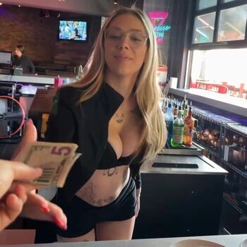 Full leaked Uncensoredkeeks/ private onlyfans photo