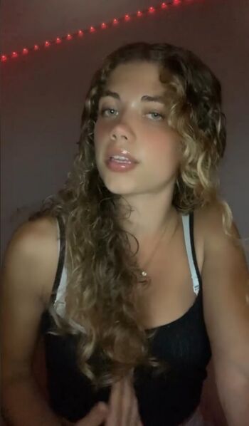 Full leaked Youryuna private onlyfans photo