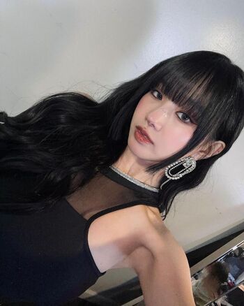 WomenK-pop