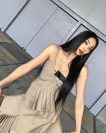 Full leaked Womenk pop private onlyfans photo