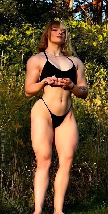 Full leaked Xinia private onlyfans photo