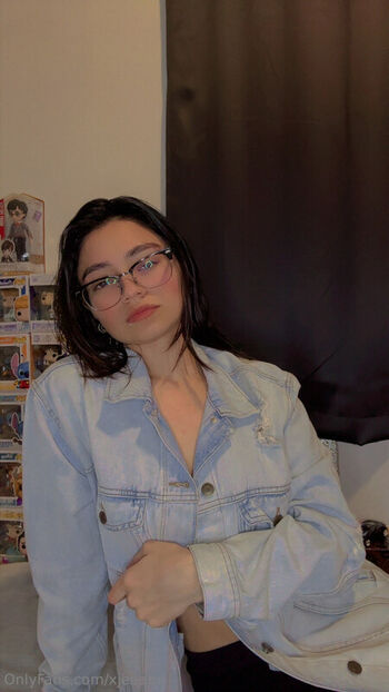Full leaked Xjeeanx private onlyfans photo