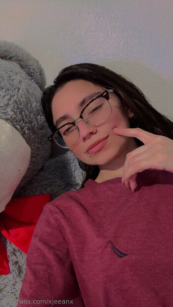 Full leaked Xjeeanx private onlyfans photo