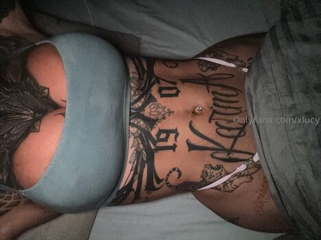 Full leaked Xlucy private onlyfans photo