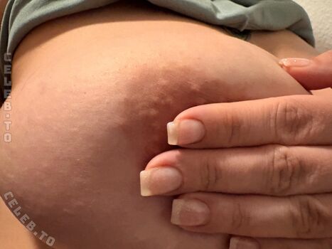 Full leaked Xmilfx private onlyfans photo