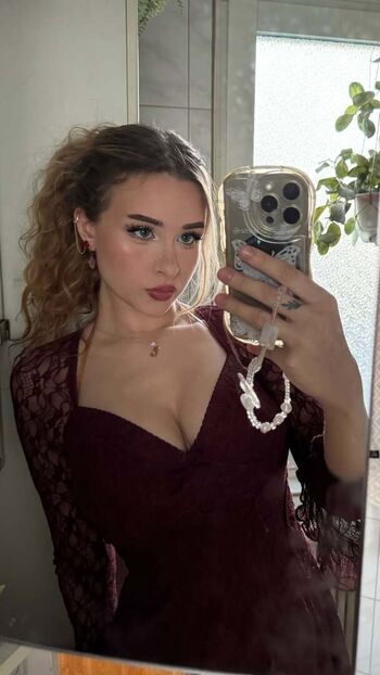 Full leaked Yaboielina private onlyfans photo