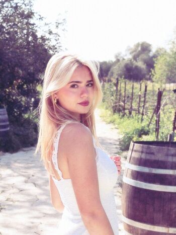 Full leaked Yarin luvich private onlyfans photo