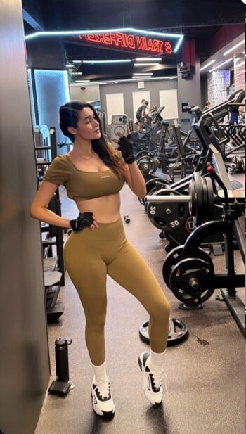 Full leaked Yasi alba private onlyfans photo