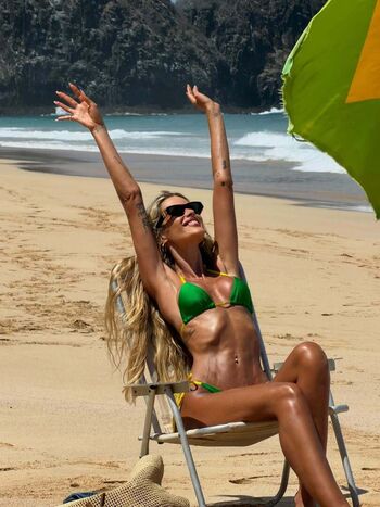 Full leaked Yasmin brunet private onlyfans photo