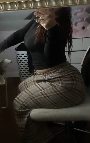 Full leaked Yeimi private onlyfans photo