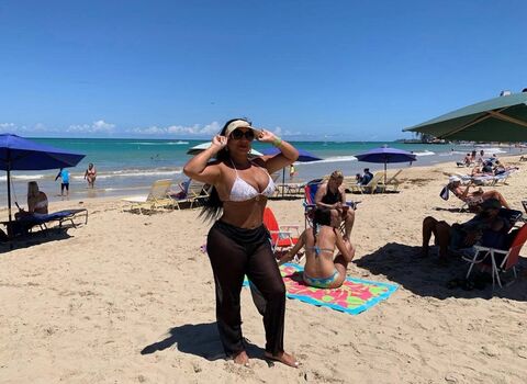Full leaked Yeinny pacheco private onlyfans photo