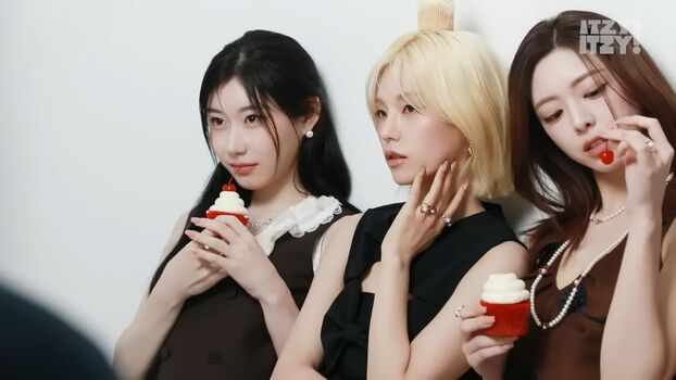 Full leaked Xxool/ private onlyfans photo