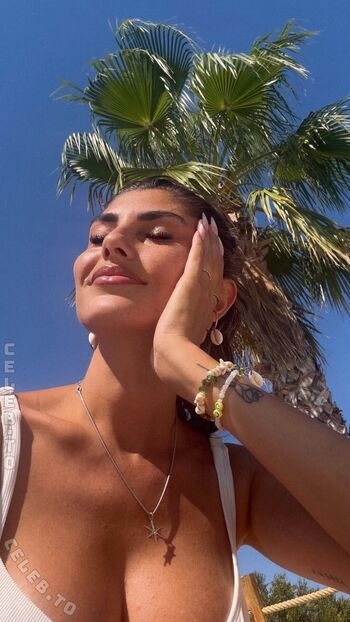 Full leaked Yeliz koc private onlyfans photo