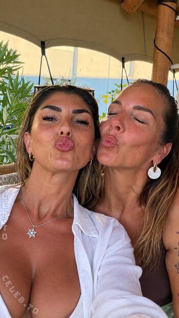 Full leaked Yeliz koc private onlyfans photo