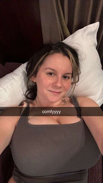 Full leaked Yellz private onlyfans photo