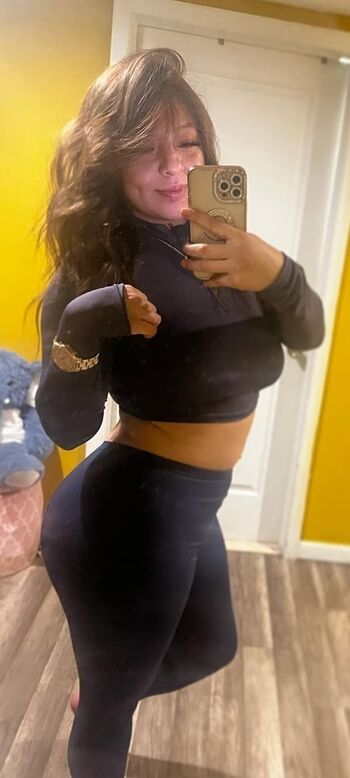 Full leaked Yesenia s private onlyfans photo