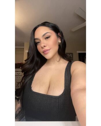 Full leaked Yezuhel private onlyfans photo