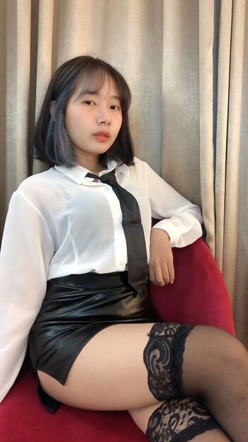 Full leaked Yhn private onlyfans photo