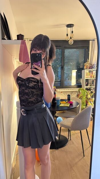 Full leaked Yquen private onlyfans photo