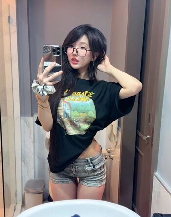 Full leaked Yurasweb private onlyfans photo