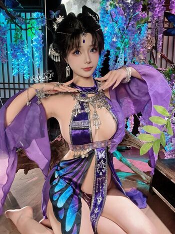 Full leaked Yuuhuia private onlyfans photo