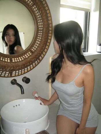 Full leaked Zuvez private onlyfans photo