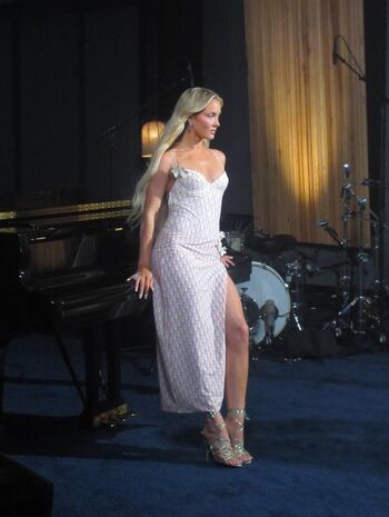 Full leaked Zara larsson  page private onlyfans photo