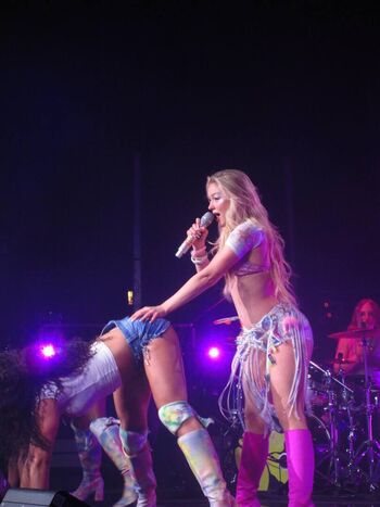 Full leaked Zara larsson page private onlyfans photo