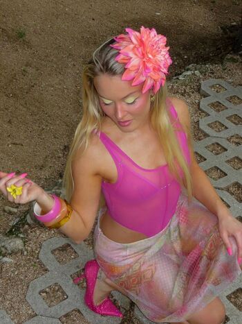 Full leaked Zara larsson private onlyfans photo