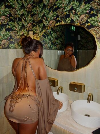 Full leaked Zarah mcadam page private onlyfans photo