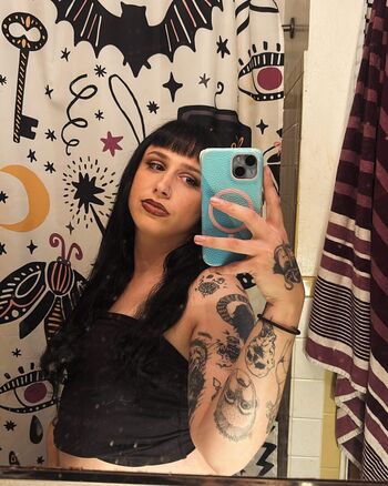 Full leaked Ziggy haim private onlyfans photo