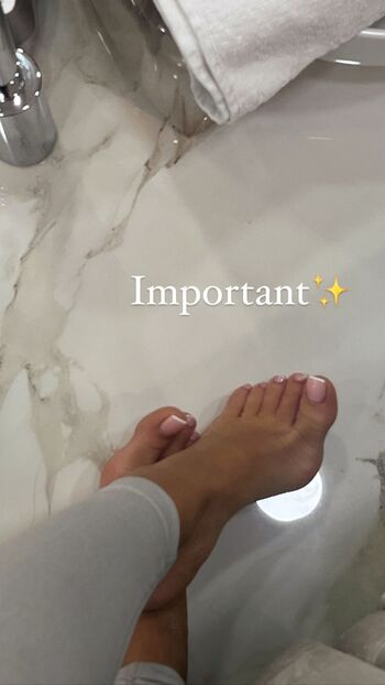 Full leaked Ziyartist private onlyfans photo