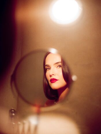 Full leaked Zoey deutch page private onlyfans photo