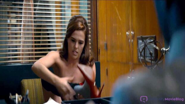 Full leaked Zoeydeutch private onlyfans photo