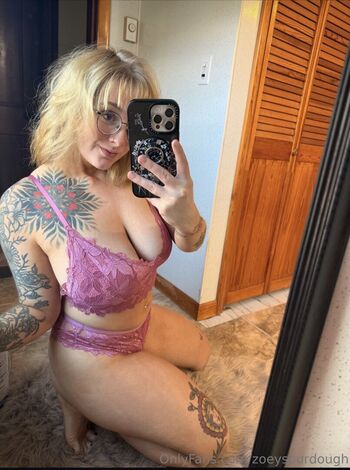 Full leaked Zoeysourdough private onlyfans photo