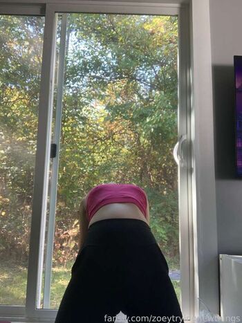 Full leaked Zoeytryingnewthings private onlyfans photo