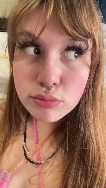 Full leaked Zzztinkerbell private onlyfans photo